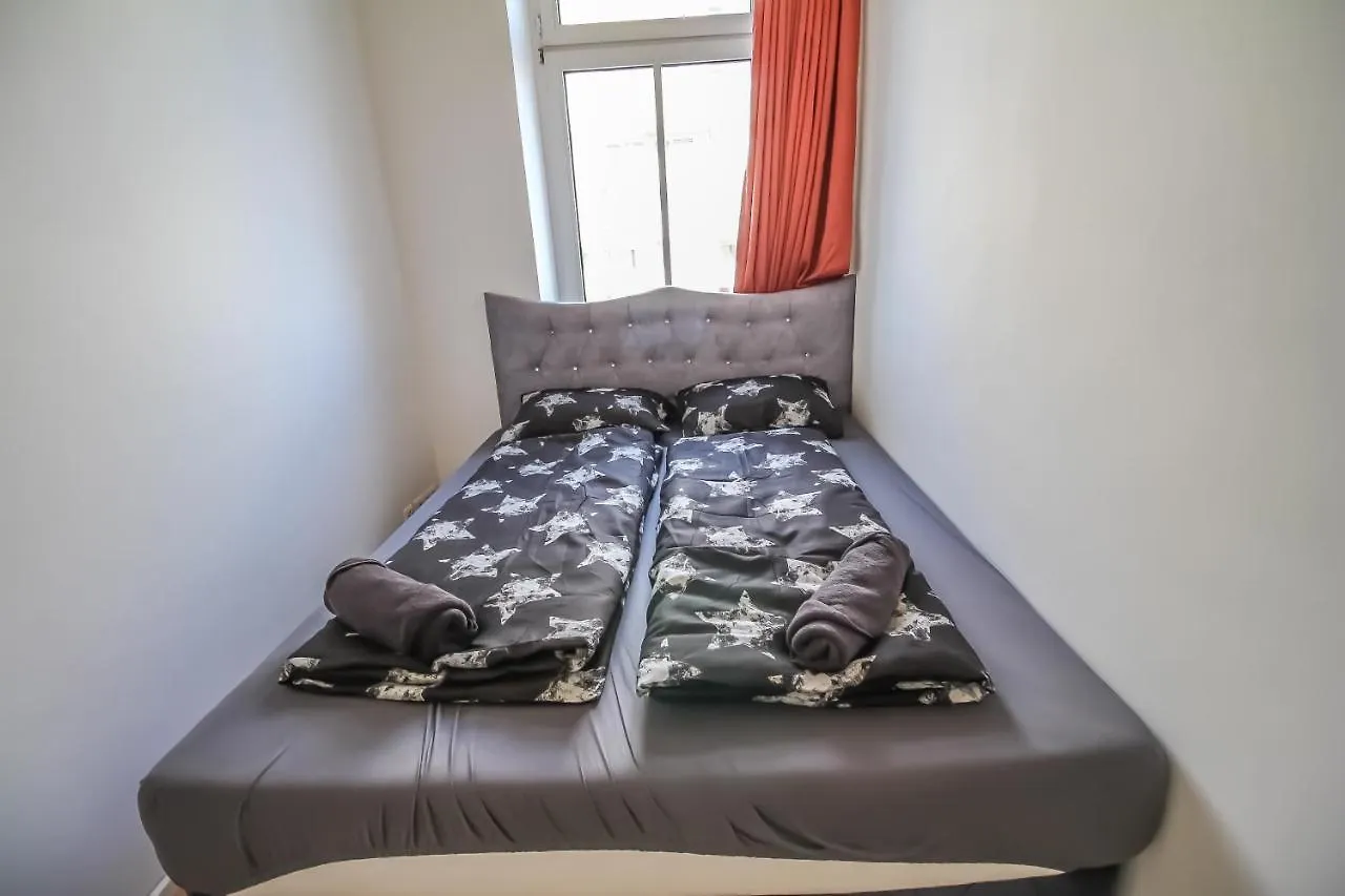 Aparthotel Private Room In Shared Apartment Pr6 Vienna Austria